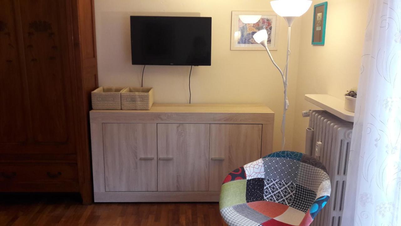 אסטי Appartamento Centrale Con Garage מראה חיצוני תמונה